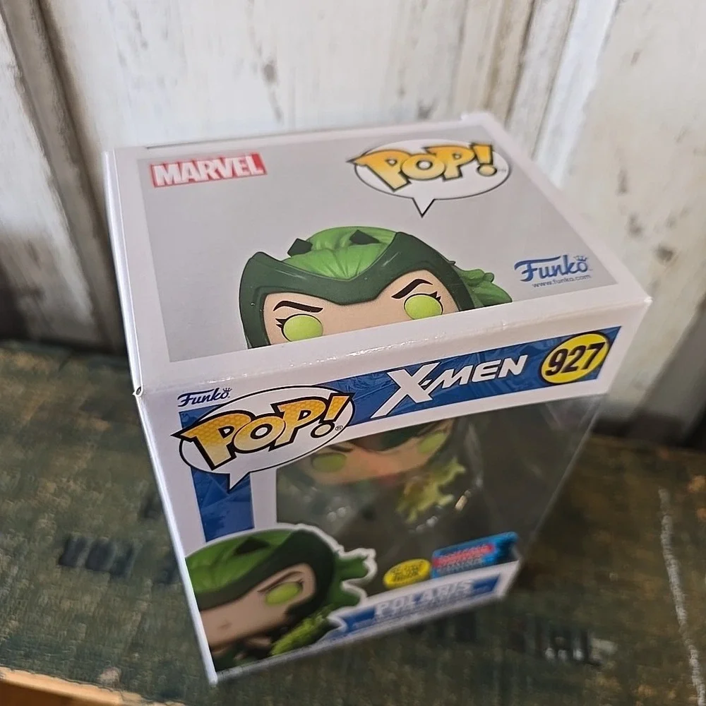 Funko POP! Marvel: X-Men - Polaris #927 - 2021 NYCC‎ Exclusive - (Glows ITD)